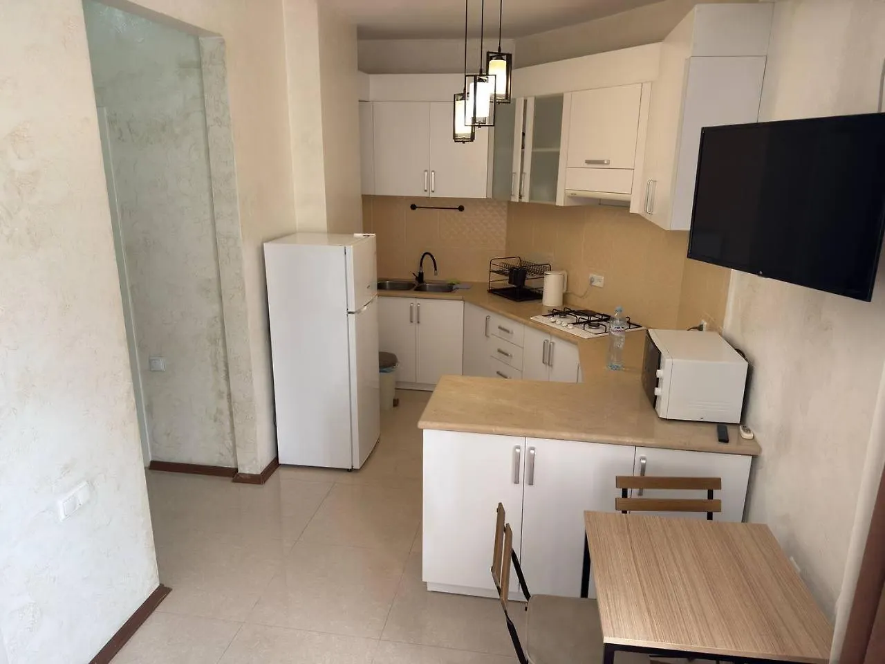Tavdadebuli Apartment باتومي جورجيا